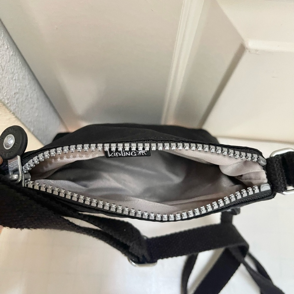 Bundle of 2 Kipling triple zip crossbody mini bags - Picture 14 of 16